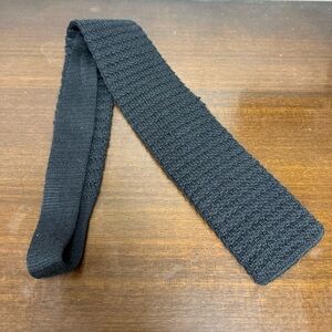 Vintage Rufflernit by Rooster Knit Mohair Wool Black Tie DAMAGED